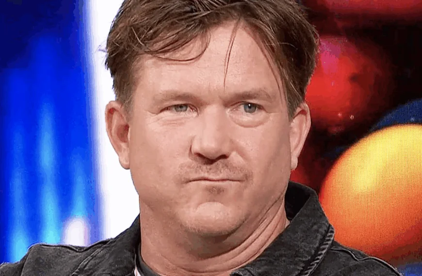 Johnny de Mol per direct van de buis gehaald: &rdquo;Heel pijnlijk&rdquo;