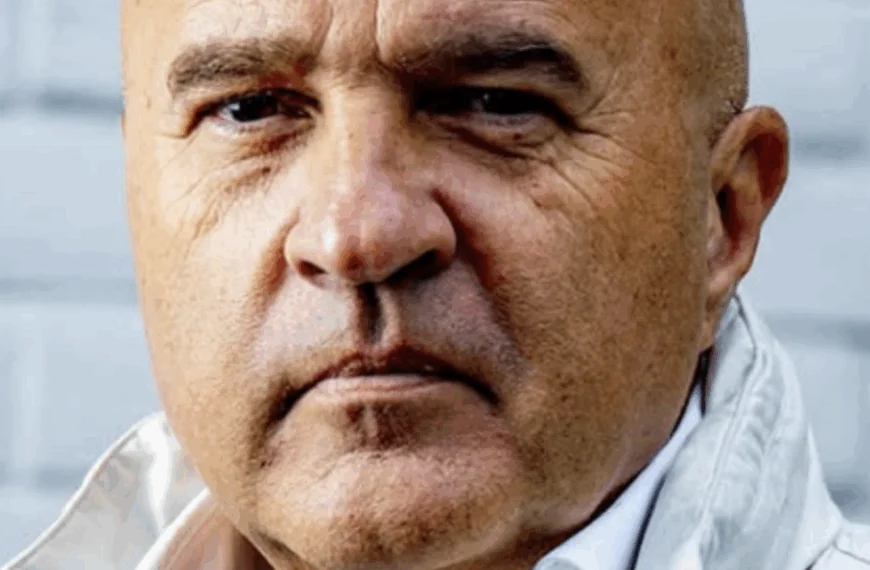 Vervelend nieuws voor John van den Heuvel: &acute;Aangifte betekent het einde voor hem&acute;