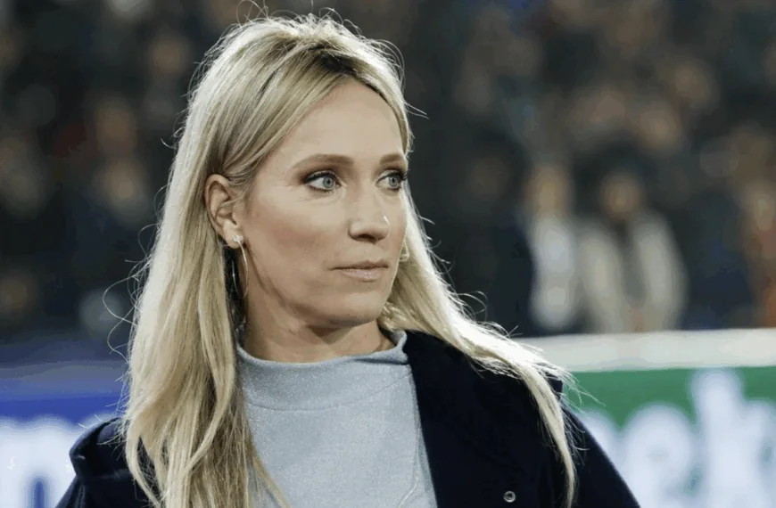Hélène Hendriks geeft plotseling teken van leven: ‘Zo lig ik erbij’