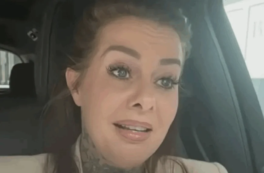 Pijnlijke beelden: Optreden Wendy van Hout eindigt in groot drama, zangeres verlaat het podium