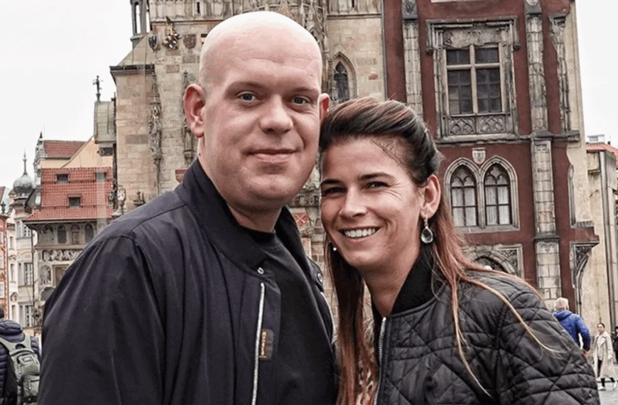 Bizarre gebeurtenissen in dartswereld blootgelegd: beerput rond scheiding Michael van Gerwen