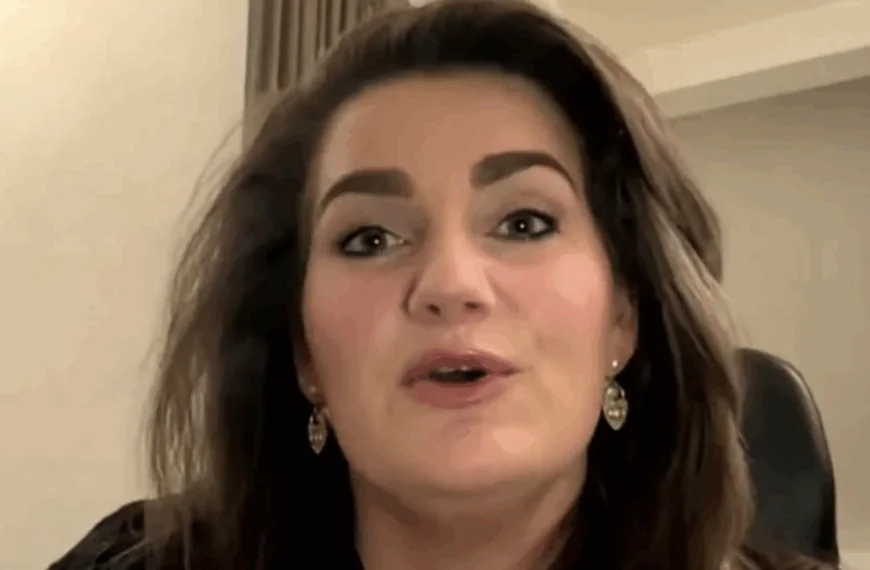 Schandalig nieuws over zangeres Sieneke: &lsquo;Enorm pijnlijk&rsquo;