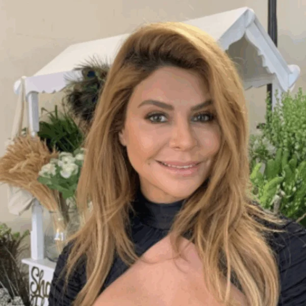 Olcay Gulsen vergeet ondergoed aan te trekken voor filmpje op Instagram!