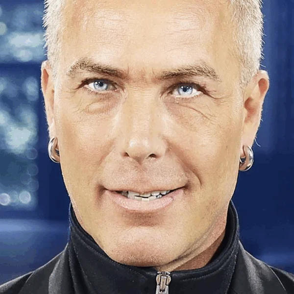 Rogier Smit is helemaal van de kaart, verklaart de liefde aan prinses Beatrix en begint op straat keihard te huilen