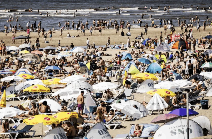Weerkaart op donkerrood: Op deze dag wordt het 42 graden in Nederland