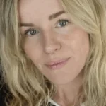 Oud-K3 Josje Huisman had een ‘missed abortion’: ‘Dat heeft er even ingehakt’