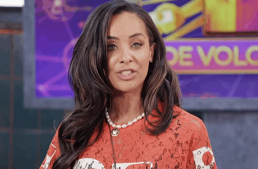 Shownieuws-presentator ontslagen en DIT is de reden