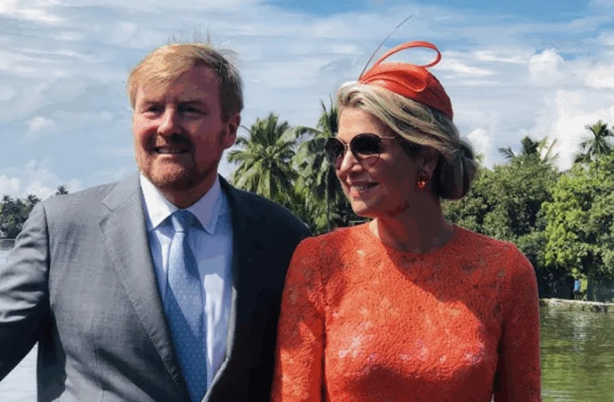 Koninklijke zomer in Griekenland: Willem-Alexander en M&aacute;xima samen met Spaanse vrienden