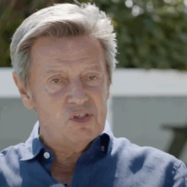 Willy Sommers doet bizarre uitspraken over Aaron Blommaert en Pommelien Thijs: &acute;Heeft hij een punt?&acute;