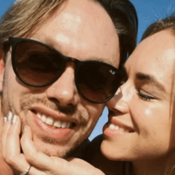 Regi heeft nu al spijt van zijn trouw – “Bezint eer ge begint”