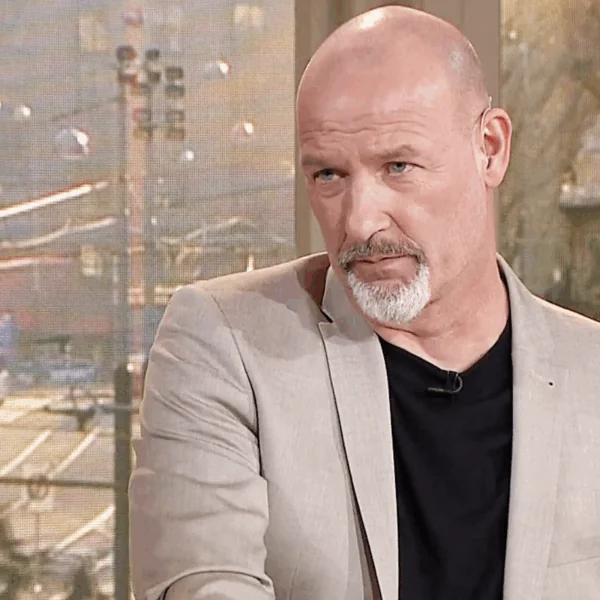 Eddy Zo&euml;y legt werkzaamheden per direct neer na dit vreselijke nieuws