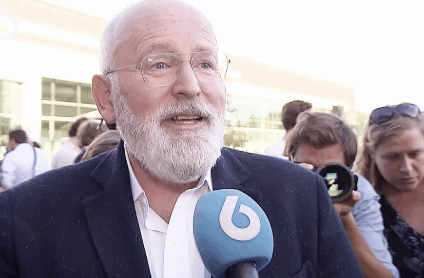 Frans Timmermans krijgt dramatisch nieuws te horen: Het is helemaal mis&hellip;