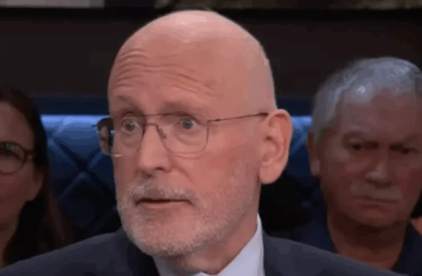 Frans Timmermans lijkt Nederland moe: &ldquo;Het politieke spel kost me energie&rdquo;