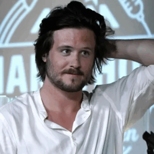 Mathieu Terryn en zijn vriendin Bregje hebben groot nieuws te melden