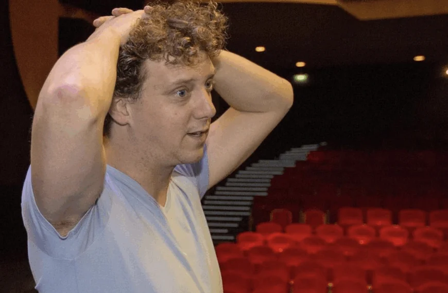 Jochem Myjer (48) deelt vreselijk nieuws na scan in het ziekenhuis