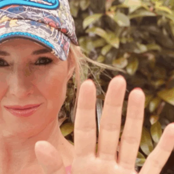 Kathleen Aerts emotioneel over stiekem bezoek Gert Verhulst – “Ik had letterlijk tranen in mijn ogen”