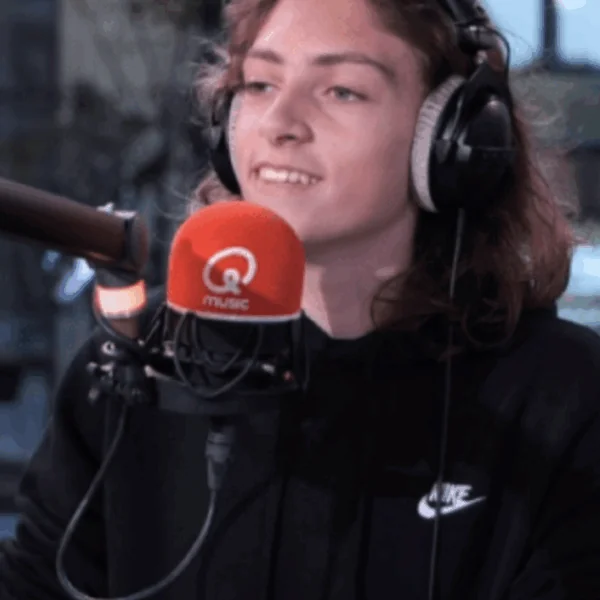 Zoon van Karen Damen blijkt extreem gelovig te zijn: ´Mijn vriendin hielp me om het dieper te begrijpen´