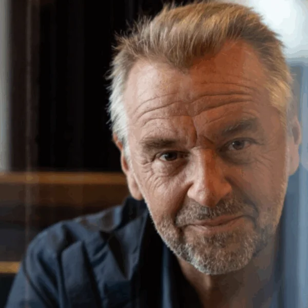 Tom Waes zeer zwaar onder vuur