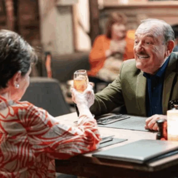 Hugo Sigal in tranen om gezondheid Janine Bisschops: ´Weet niet of het ooit nog goed komt´