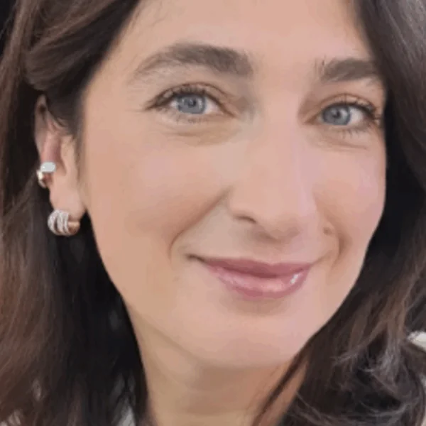 Vlaams minister Zuhal Demir opnieuw stapelverliefd: &acute;Heb inderdaad een nieuwe partner&acute;