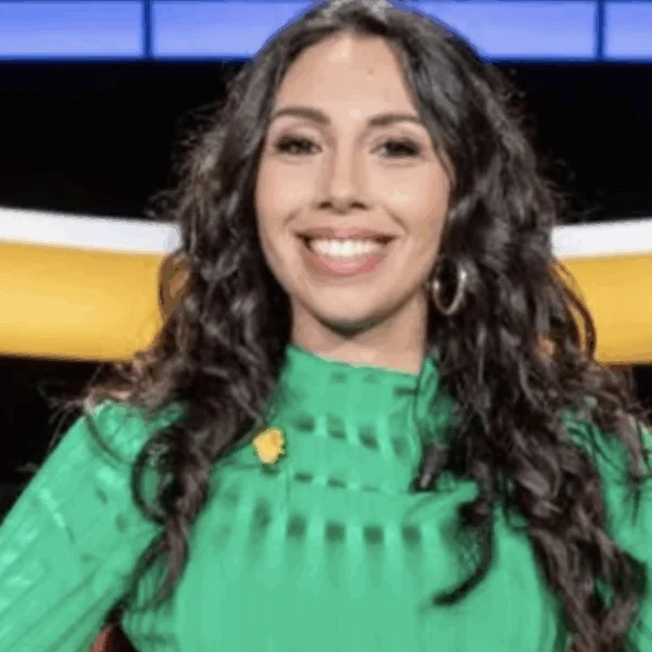 Danira Boukhriss uit de kleren na zwangerschap – “Paniekske, je ziet al mijn vormen nog!”