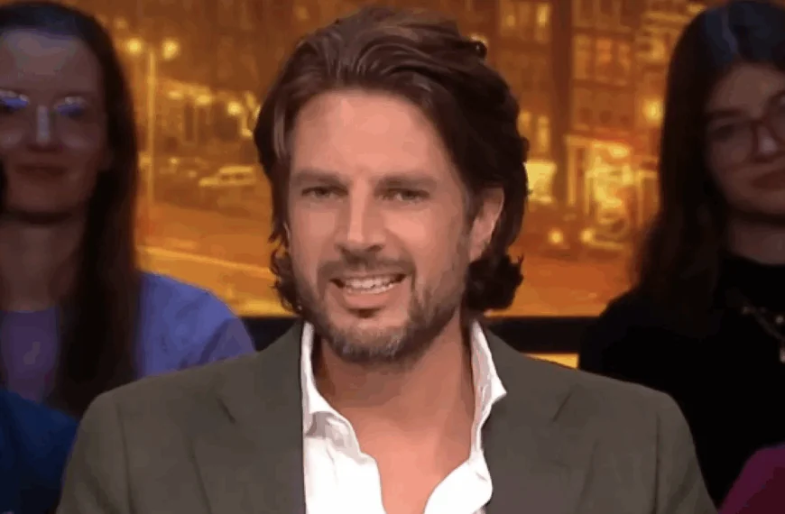 Renze Klamer (36) heeft een nieuwe vriendin en dat is een hele bekende