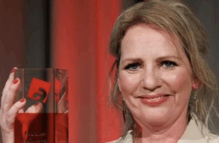 Maaike Cafmeyer heeft dringende waarschuwing voor haar dochters &ndash; &ldquo;Ga je niet rijk van worden&rdquo;