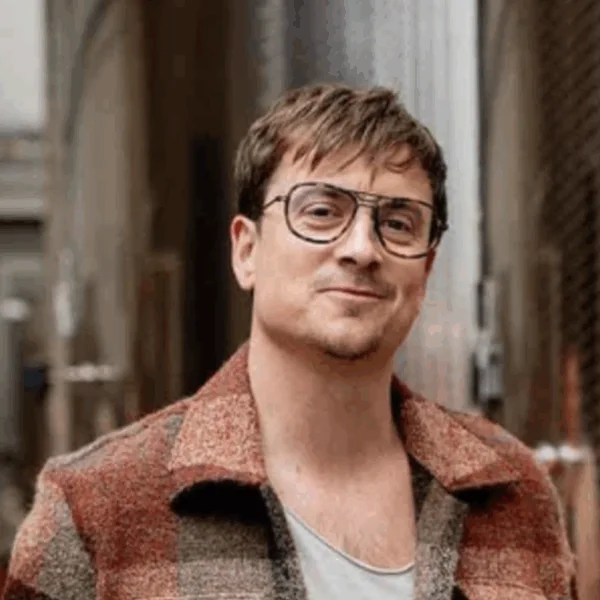 Na debuut in Thuis: &lsquo;Dit vinden de trouwe kijkers van Niels Destadsbader&rsquo;