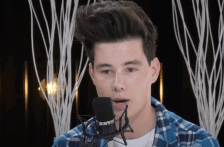 Zanger en acteur Christof Chapsis (34) plots overleden: &acute;Dit is wat we nu weten&acute;