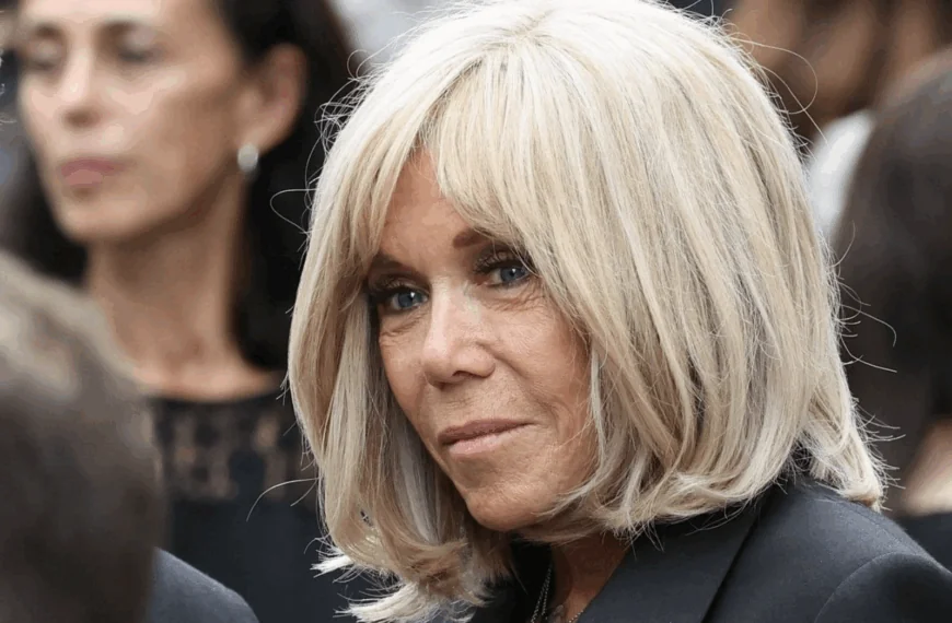 Eindelijk duidelijkheid: Dit is het geboortegeslacht van de vrouw van Emmanuel Macron