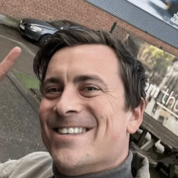 Op deze datum verschijnt Niels Destadsbader voor het eerst in Thuis – ‘Iets om naar uit te kijken’