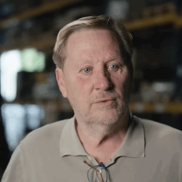 Augurkenkoning: Oos Kesbeke in tranen om zijn zoon: &lsquo;Zeldzaam&rsquo;