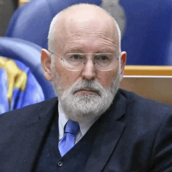 Officieel bevestigd: er loopt nu een groot onderzoek naar Frans Timmermans