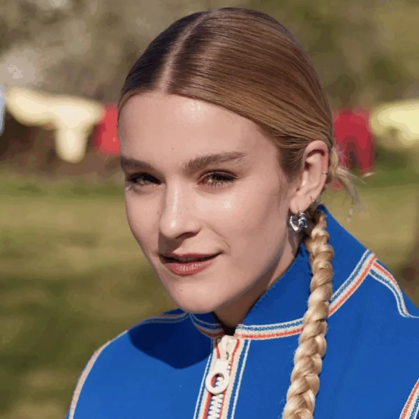 Pommelien Thijs met grote spoed opgenomen in ziekenhuis