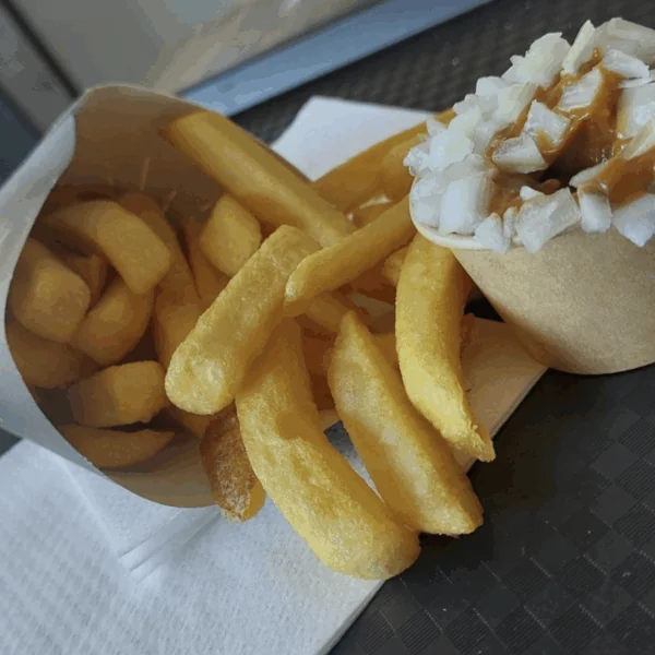 Je gelooft niet wat je nu betaalt voor een frietje speciaal