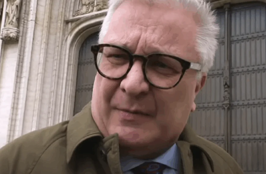 Prins Laurent haalt keihard uit naar de media na docu over Cl&eacute;ment: &lsquo;Ik praat nooit meer met jullie!&rsquo;