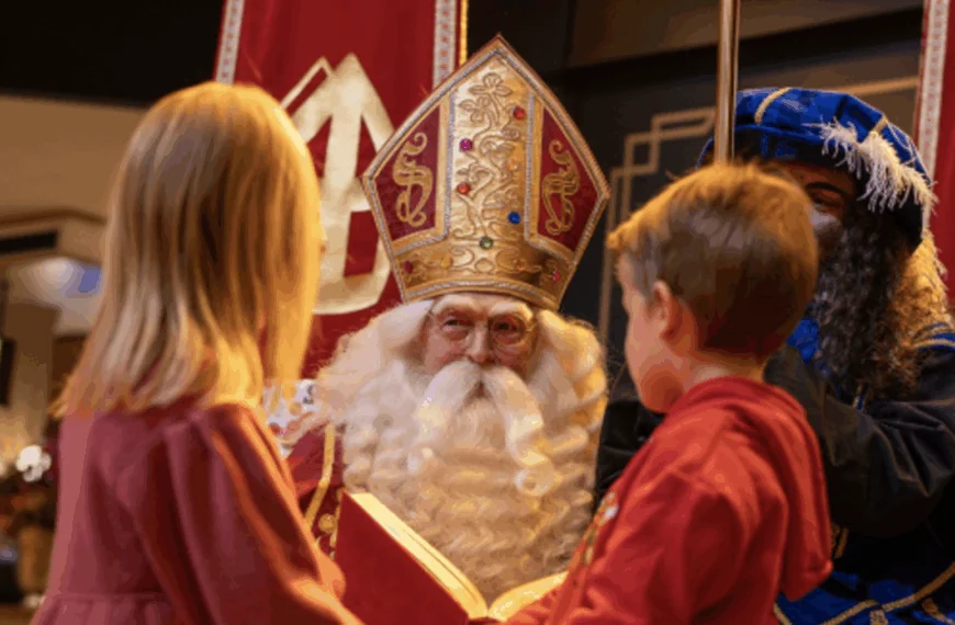 Dit is de &eacute;chte reden waarom Plopsaland Sinterklaas en Kerstman niet meer welkom zijn: &lsquo;Moslims niet confronteren?&rsquo;