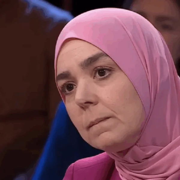 Groot schandaal naar buiten gekomen over Esmah Lahlah, de rechterhand van Frans Timmermans