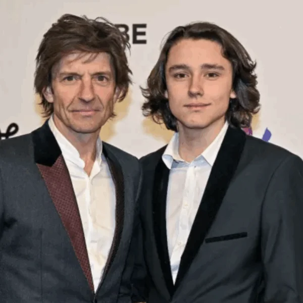 Koen Wauters deelt vreselijk nieuws: &ldquo;Je wil de pijn van je kind overnemen, maar dat gaat niet&rdquo;