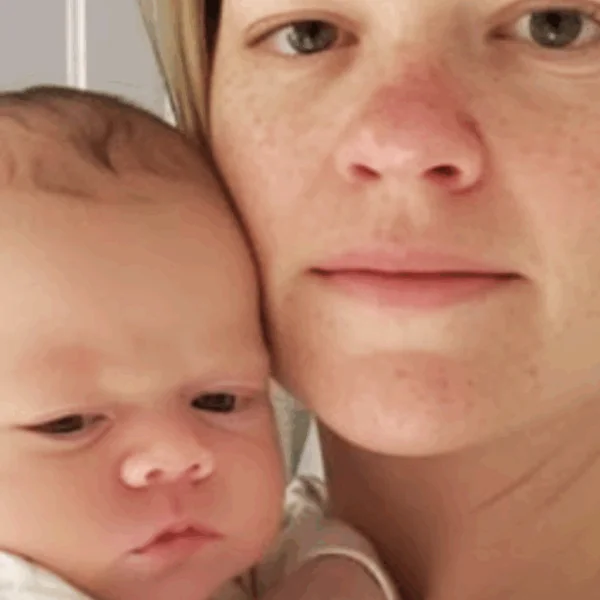 Lees verder: &ldquo;Ik krijg 3 uur slaap per week om voor onze pasgeborene te zorgen.&rdquo;