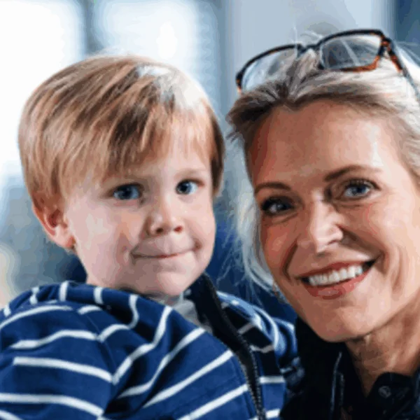 Fans vermoeden ergste na vertrek Karen Damen uit Familie: &acute;Dit is niet tijdelijk&acute;