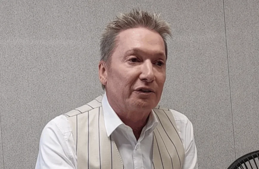 Wat Bart Kaëll zegt, raakt diep: “Mijn hart breekt”