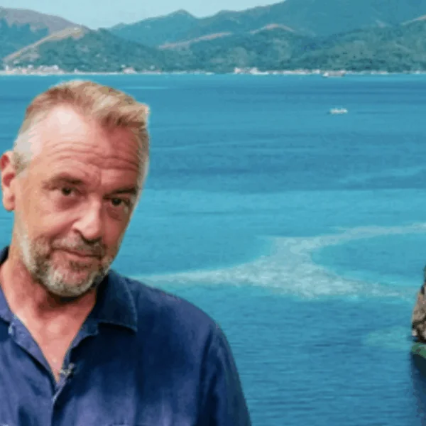 Tom Waes doet bizarre uitspraak: &lsquo;Zelfs mijn kinderen houden me niet tegen&rsquo;