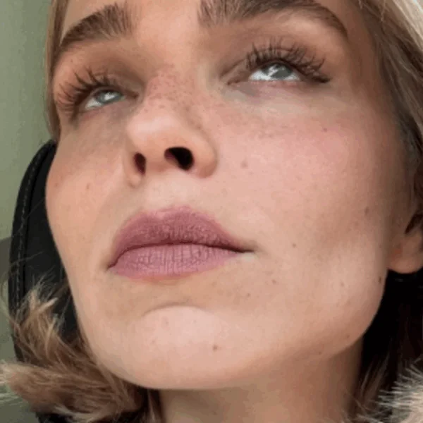 Julie Van den Steen na ontslag bij VTM: &lsquo;Pakt uit met groots nieuws&rsquo;