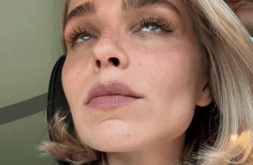 Julie Van den Steen na ontslag bij VTM: &lsquo;Pakt uit met groots nieuws&rsquo;