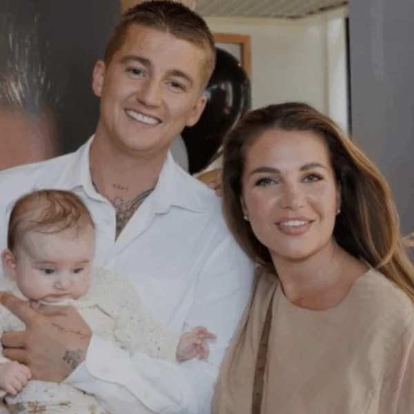 Mart Hoogkamer en vriendin Jennifer delen groot nieuws: &ldquo;Een nieuw hoofdstuk in ons leven&rdquo;