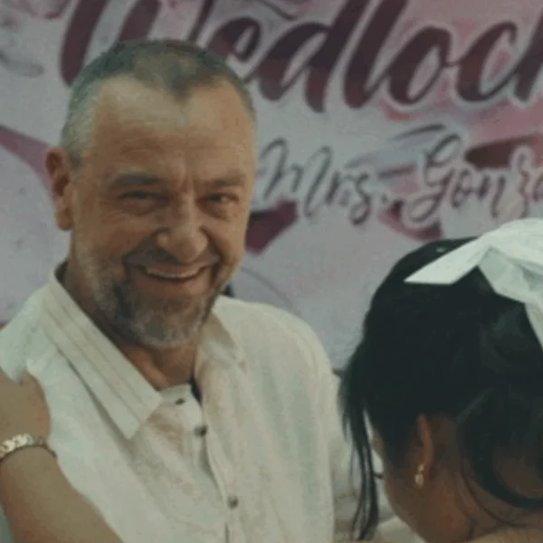 Tom Waes deelt zeldzame beelden met dochter Isah: ‘Genieten van elk moment samen’