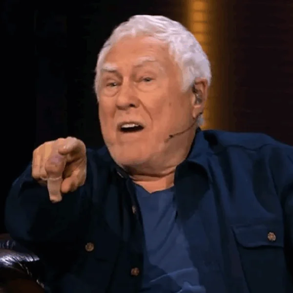 Schokkende beelden opgedoken van vloekende Cesar Zuiderwijk die helemaal losgaat tegen zanger van Tributeband