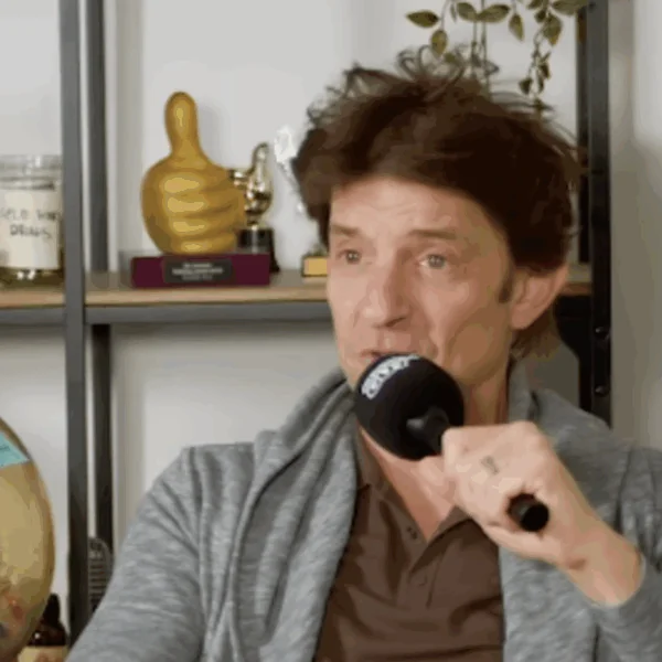 Koen Wauters heeft droevig nieuws over zijn kinderen Nono en Zita: &lsquo;Zorgen om hun veiligheid&rsquo;