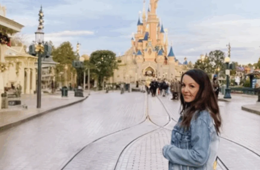 Linda Mertens herdenkt overleden dochtertje op 11e verjaardag: &lsquo;Was je er maar nog.&rsquo;